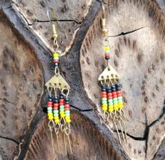 29906 lot 20 paires de boucles d\'oreilles rasta